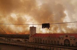 ​В Забайкальске люди не справляются с огнем