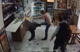 Пьяного читинца вывезли на кладбище и ограбили