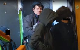 ​Пьяная мать оставила отца с четырьмя детьми в заброшке в Чите в воскресенье. У пары имеется пятый ребенок