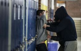 Трое забайкальцев задержаны за похищение сироты и вымогательство денег 