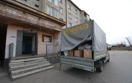 Вечорка ТВ: Читинец, переезжающий в Удмуртию, передал 400 книг для районных библиотек Забайкалья
