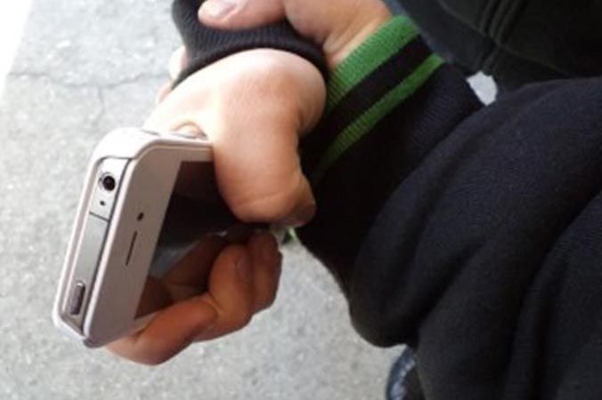 ​Ауешник в Карымской украл смартфон за 40 тыс. и обменял на два пузыря - ему грозит до 5 лет колонии