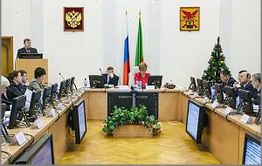 Депутат ЗакСа, у которого самый длинный…