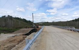 ​«Вечорка» на колесах: Мосты, дороги и незнакомка с домкратом