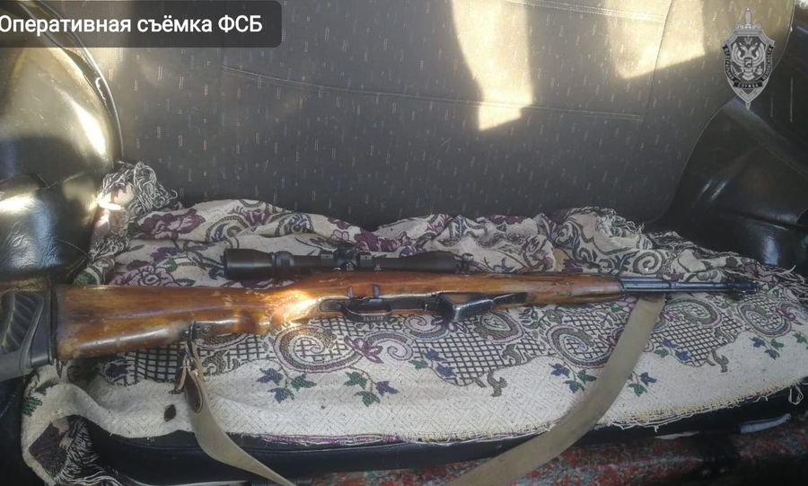 Сотрудники ФСБ нашли тайник с оружием в Балейском районе