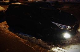 Читинца избили во дворе дома. Драка произошла из-за невыключенных фар 