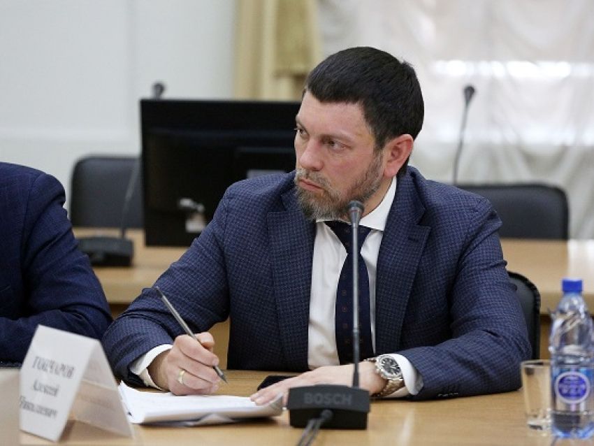 Алексей Гончаров назначен и.о. министра строительства 