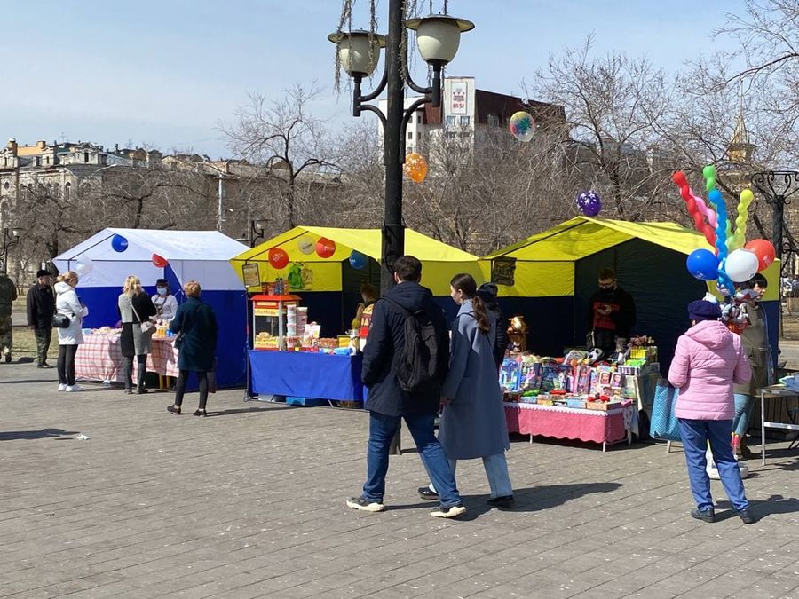 Концерт, прививка и спорт: анонс событий на центральной площади 