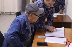 Читинец передал мультикалиберную винтовку на СВО