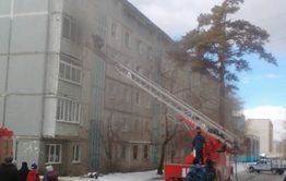 Квартира горит в пятиэтажке на Кочеткова