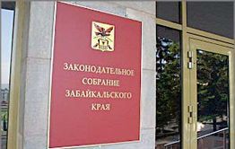 С 1 января 2017 года будет повышен минимальный стаж и возраст госслужащих для выхода на пенсию