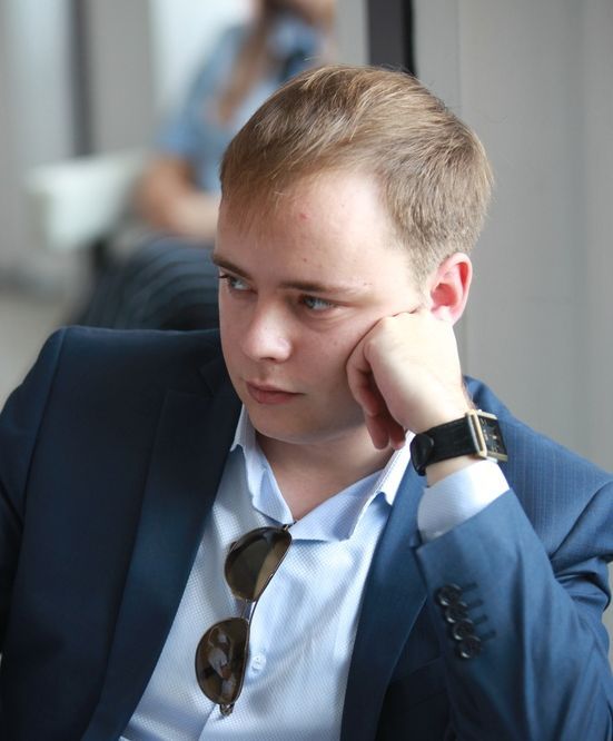Стол стихотворца — операционный