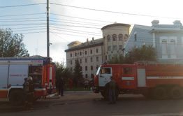 Краевой суд горит в Чите (фото)