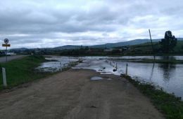 Осадки размыли дорогу между Балеем и Шелопугино
