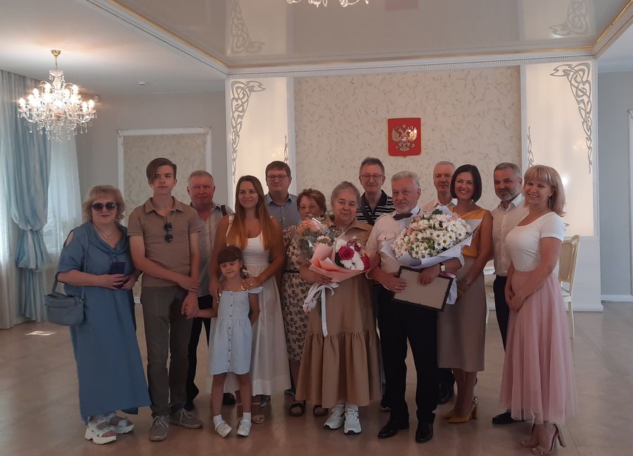 Две золотые свадьбы отметили в Чите
