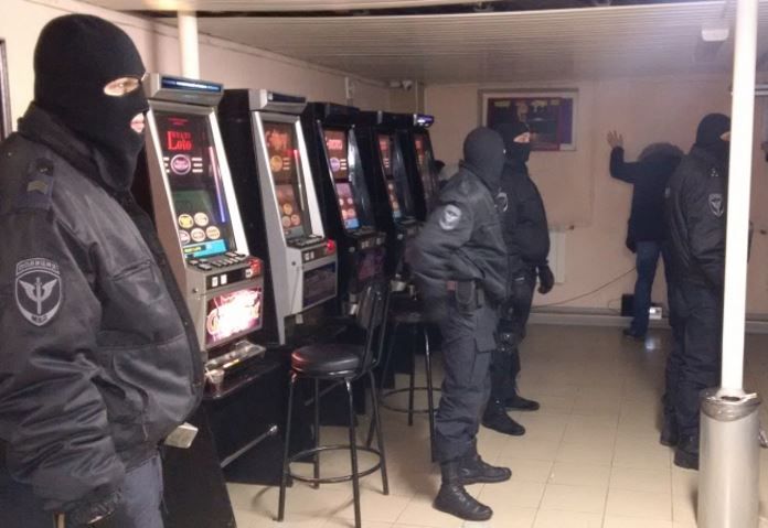 1,5 года условно получила организатор незаконного игрового клуба в Чите