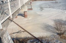 Фирма родственников мэра Могочи заливает реки мочой (фото)