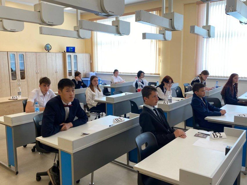 Экзамен по русскому языку сдают сегодня 9-классники Забайкалья 