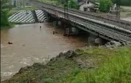 В Могочинском районе Забайкалья продолжает бушевать стихия