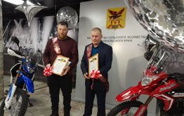 Лучших чабана и комбайнера Забайкалья наградили в Чите