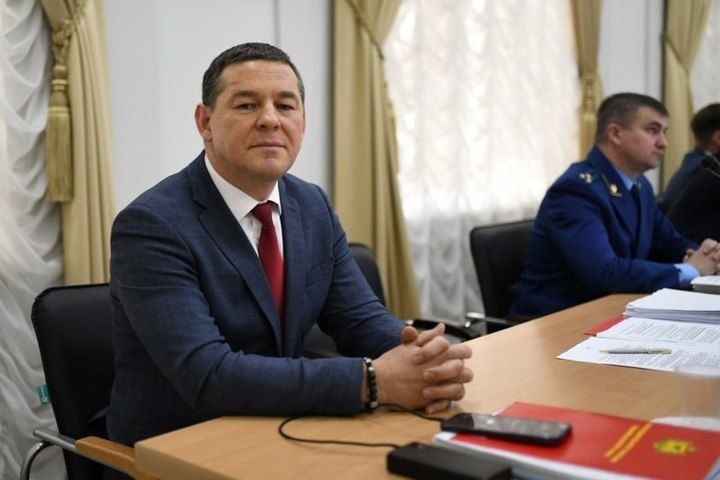 Мирхайдаров идет добровольцем на СВО