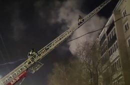 В Чите горела крыша пятиэтажки