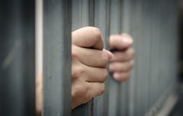 После освобождения стану бомжом