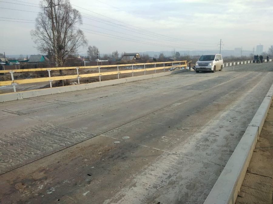 На месте смытого Каштакского моста в Чите открыли временную переправу