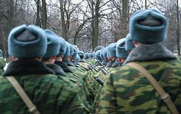 В Минобороны осудили планы Минфина сократить 100 тыс. должностей в Российской армии
