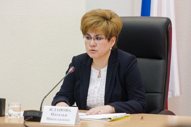 Жданова и другие члены правительства будут дежурить все майские праздники