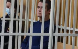 Рамиль Шамсутдинов извинился перед женой убитого офицера и сослуживцем