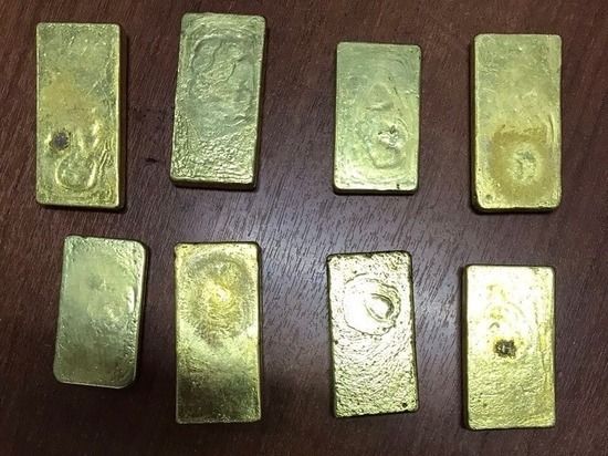 Забайкалец хранил у себя в машине золото почти на 16 млн. рублей