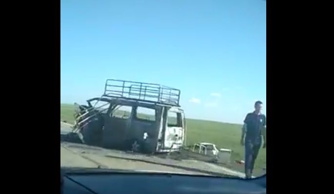 Видео со сгоревшей на федералке машиной появилось в интернете