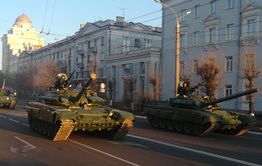 Танки прошли по центру города: в Чите состоялась репетиция парада (фото)