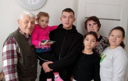 Ветерана труда поздравили с 95-летием 