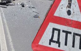 Водитель иномарки протаранил полицейский УАЗ в центре Читы