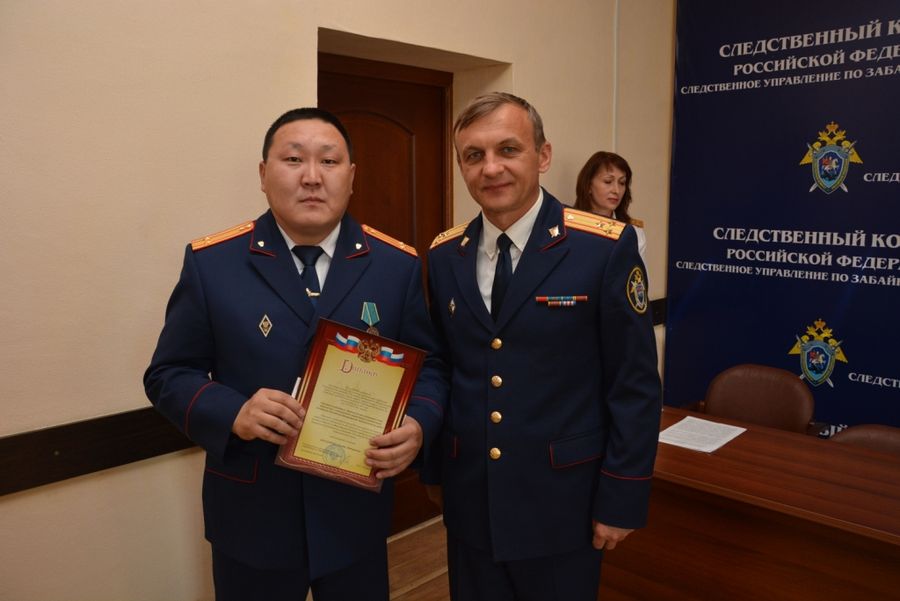 ФСБ и СКР задержали в Чите следователя по делу Неделькина