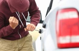 В Чите задержан угонщик машины из автомастерской