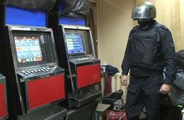 ​Органазатора игрового клуба, осужденной на 1,5 года условки, 