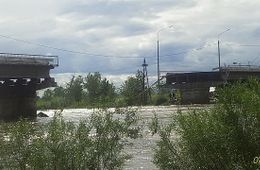 Каштакский мост все же рухнул (фото)