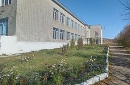 В Глинянке отремонтировали школу, чтобы… закрыть ее