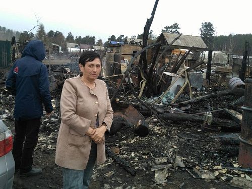 Истинной причиной крупного пожара в Атамановке могло стать замыкание проводки и захламленность одного из участков