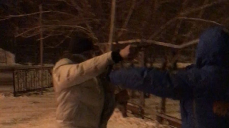 СКР изъял видеозаписи с камер наблюдения для расследования драки полицейских в кафе