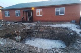 Жителей аварийных бараков в Могзоне переселили в лес к волкам