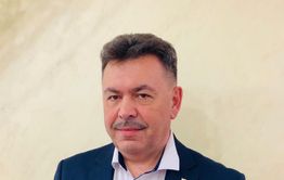С 8 марта, милые дамы!