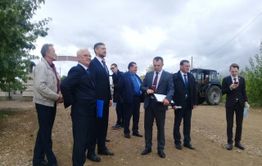 ​Пока Осипову показывают вылизанный центр Борзи, на окраине горит неубранная свалка