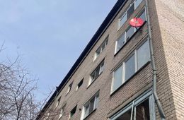 Выбитые от взрыва окна в домах Антипихи планируют заменить до конца недели
